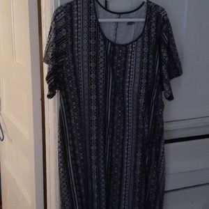 Ladies dress.. (brand new never worn)